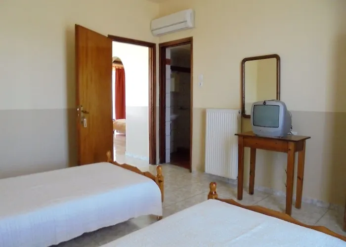 Ataviros 2* Émbonas