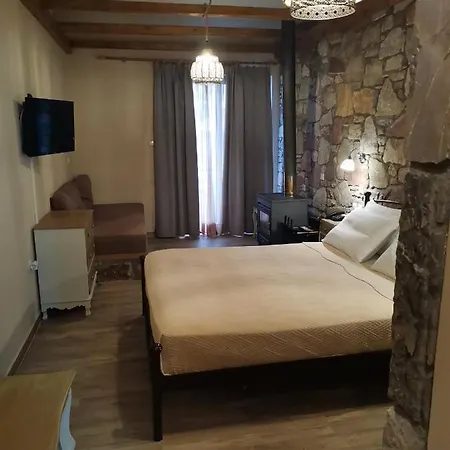 Ataviros Aparthotel 2*