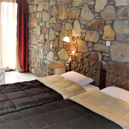 Ataviros 아파트호텔 2*