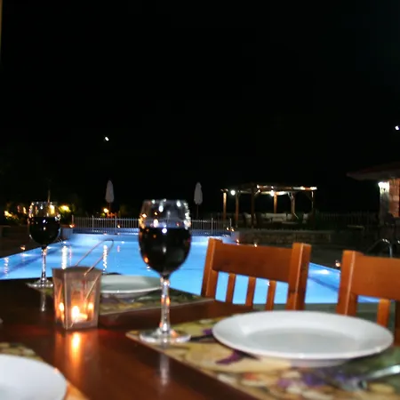 Ataviros 2* Émbonas