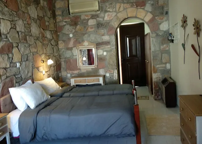 Ataviros Hotel de apartamente 2*