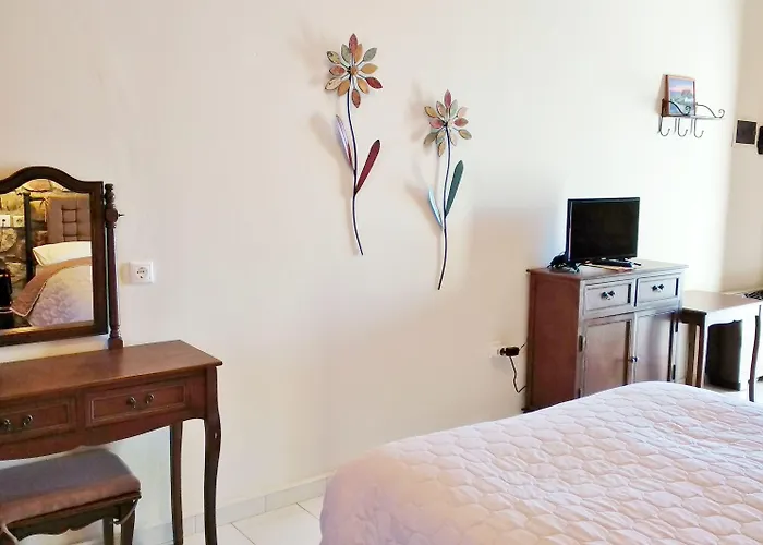 Ataviros Hotel de apartamente 2*