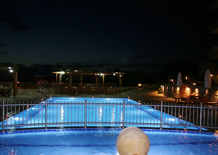 Ataviros Hotel de apartamente 2*
