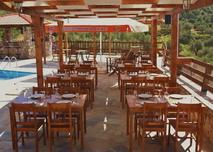 Ataviros 2* Émbonas