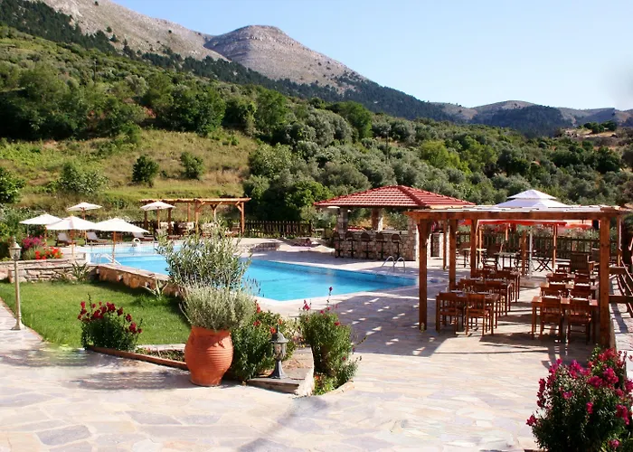 阿塔维罗斯酒店 Émbonas