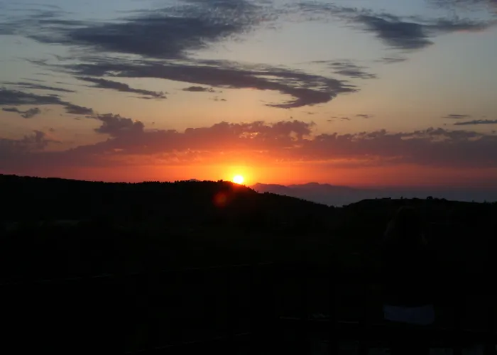 公寓式酒店 阿塔维罗斯酒店 2*